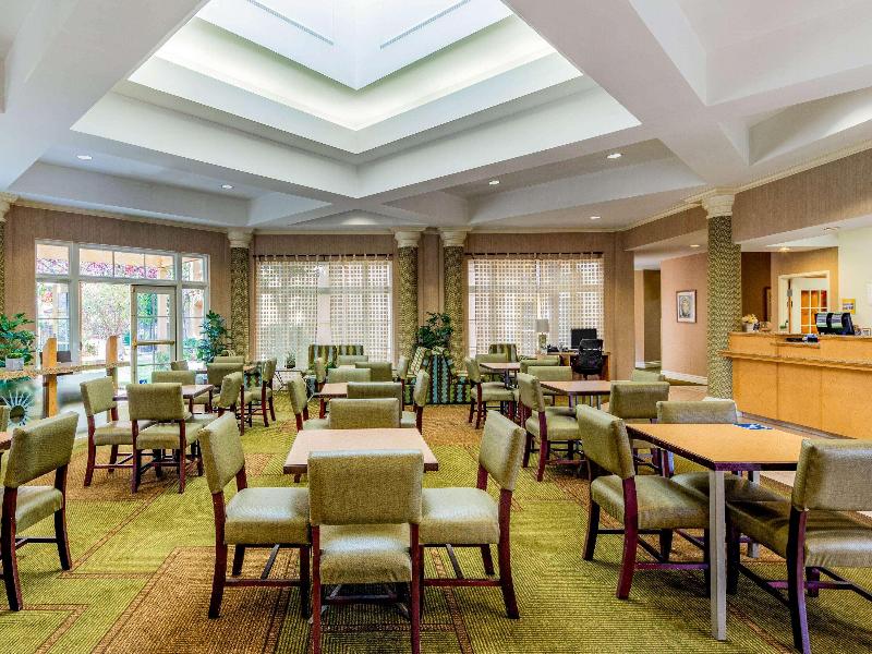 La Quinta Inn & Suites Fremont Silicon Valley image
