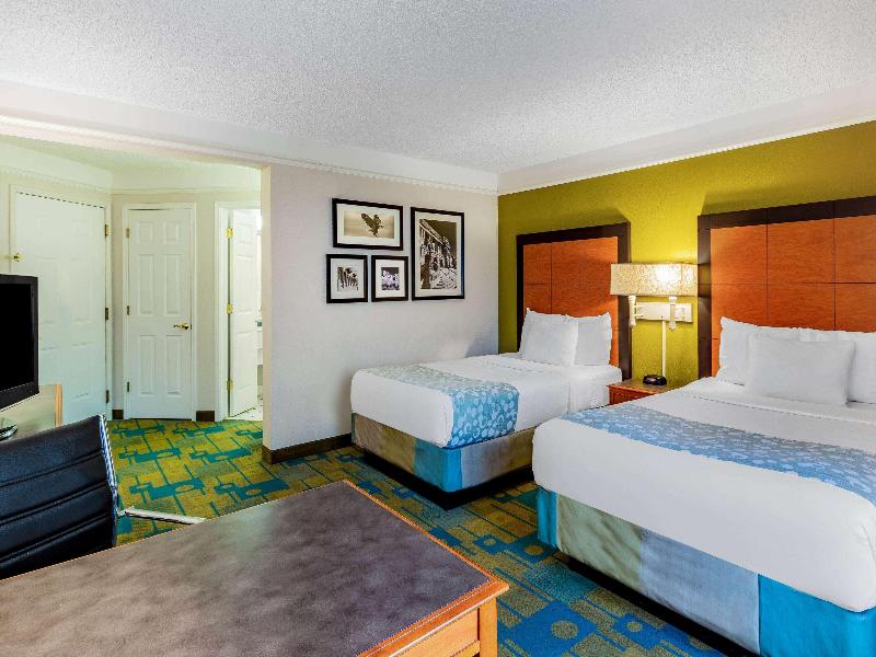 La Quinta Inn & Suites Fremont Silicon Valley image