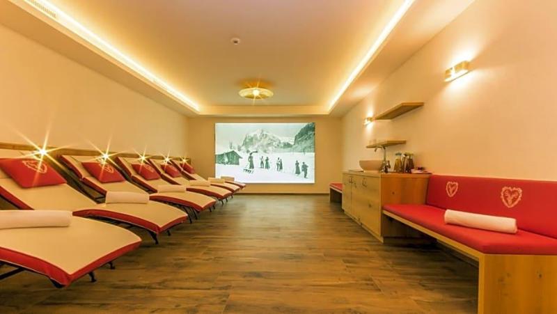 Hotel Hirschen image