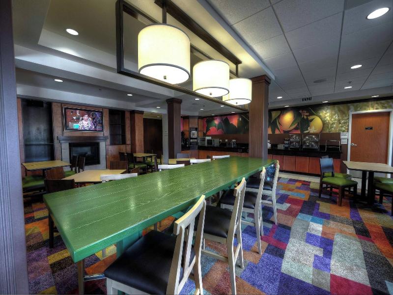 Fairfield Inn And Suites Sacramento Airport Natoma image