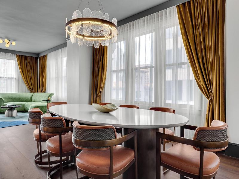 The Gunter Hotel image