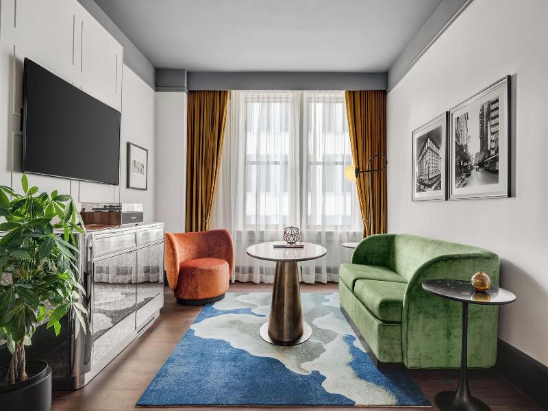 The Gunter Hotel image