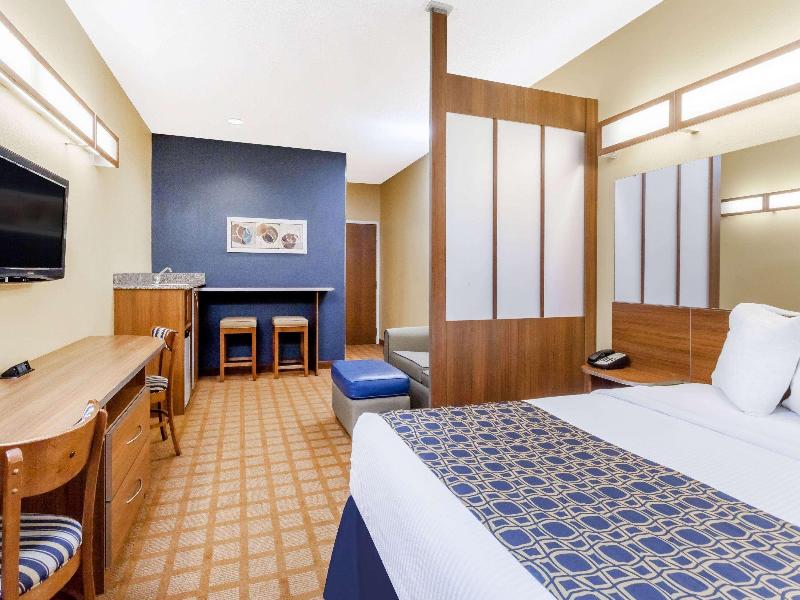 Microtel Inn & Suites By Wyndham Dickson City/Scr image