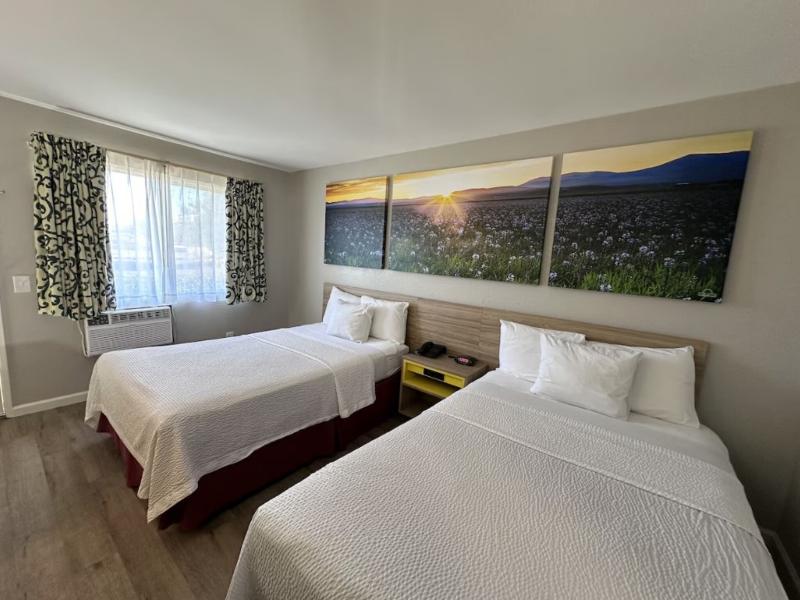 Days Inn by Wyndham San Marcos image