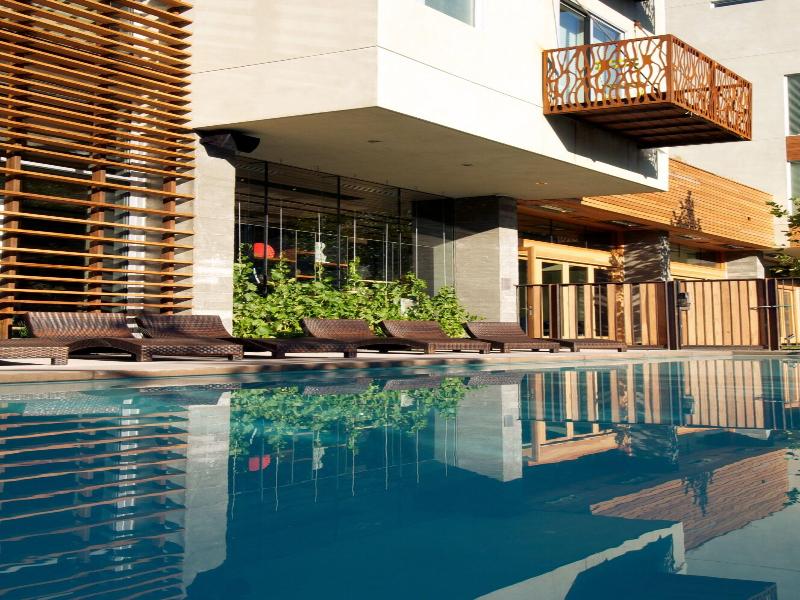 H2hotel image