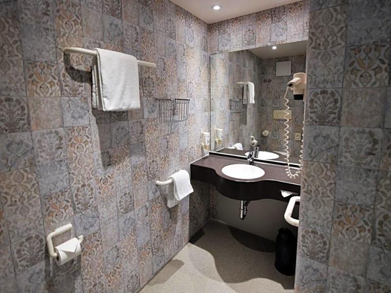 Bonjour Tagungshotel Stuttgart-Gerlingen  image