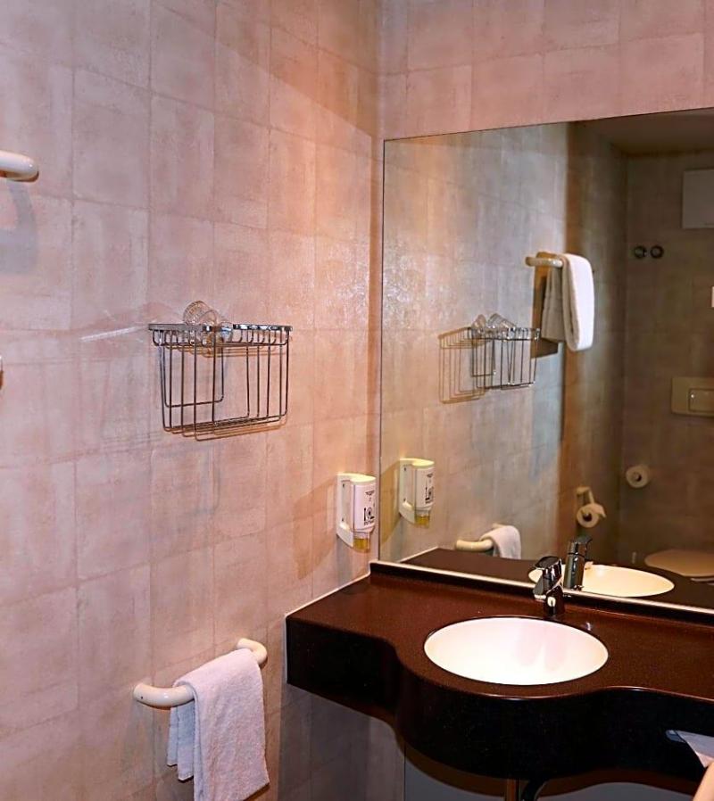 Bonjour Tagungshotel Stuttgart-Gerlingen  image