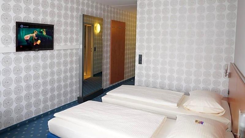 Bonjour Tagungshotel Stuttgart-Gerlingen  image
