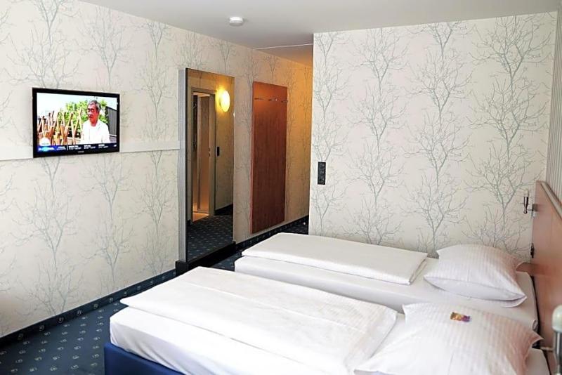 Bonjour Tagungshotel Stuttgart-Gerlingen  image