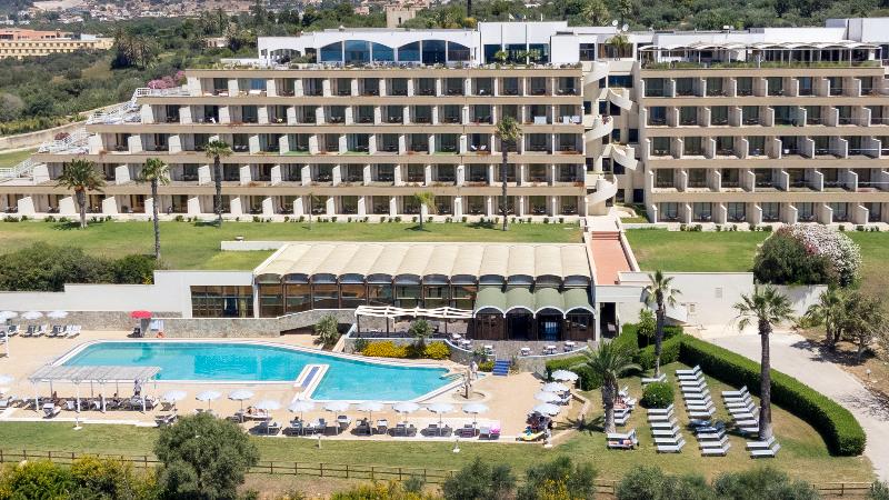Mangia's Torre del Barone Resort image