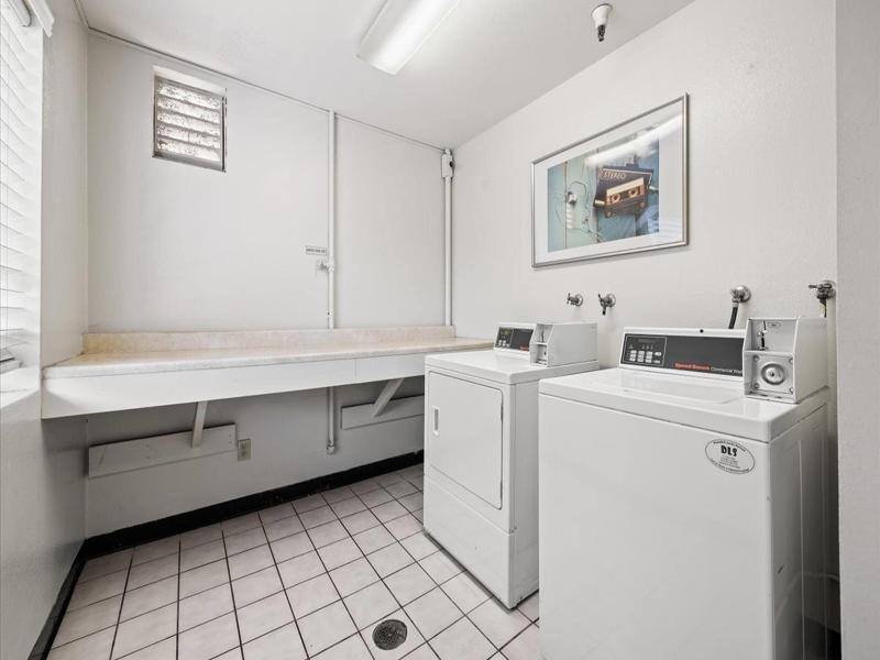 Days Inn by Wyndham Woodland image