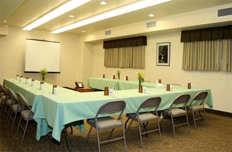 Breeze Inn image