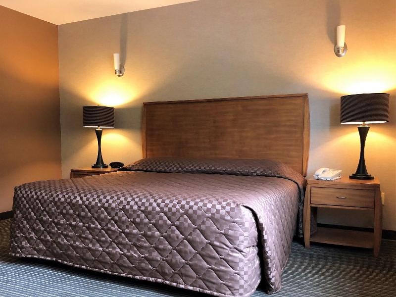 Breeze Inn image