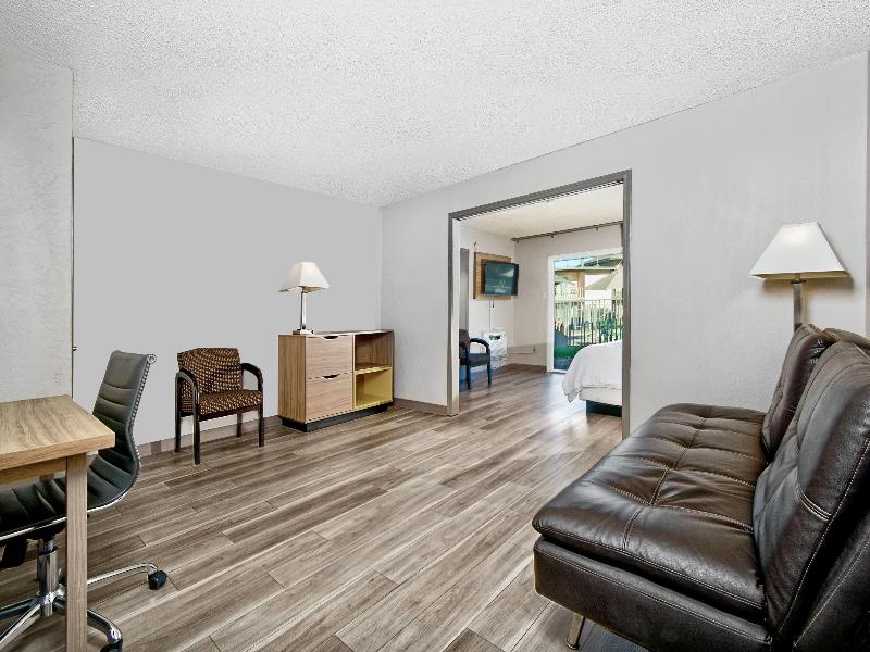 Days Inn by Wyndham Novato/San Francisco image