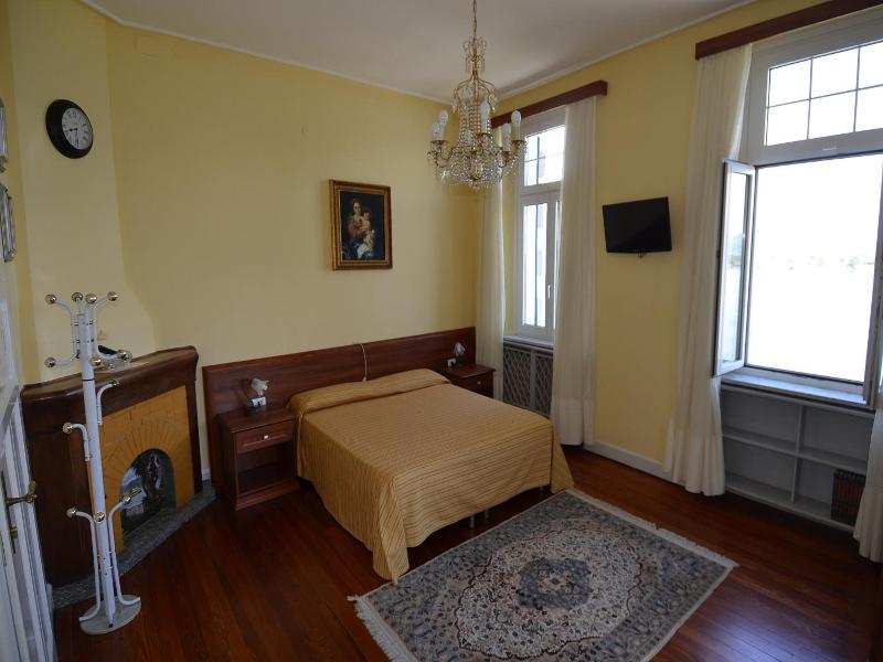 Villa Ruscello image