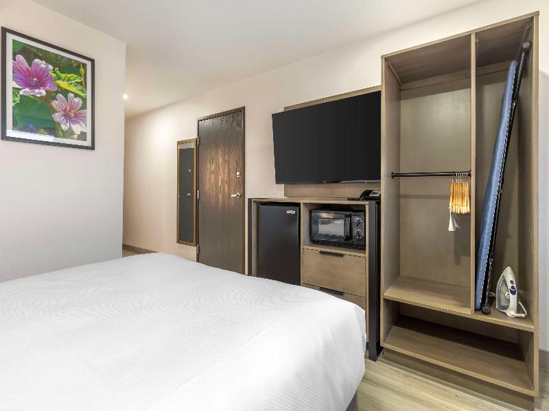 Best Western North Side Inn image