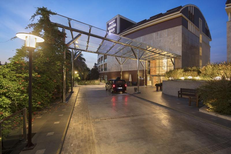 Trendy Hotel Verbena Beach image