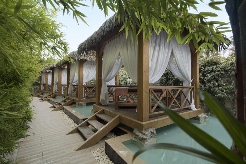Trendy Hotel Verbena Beach image
