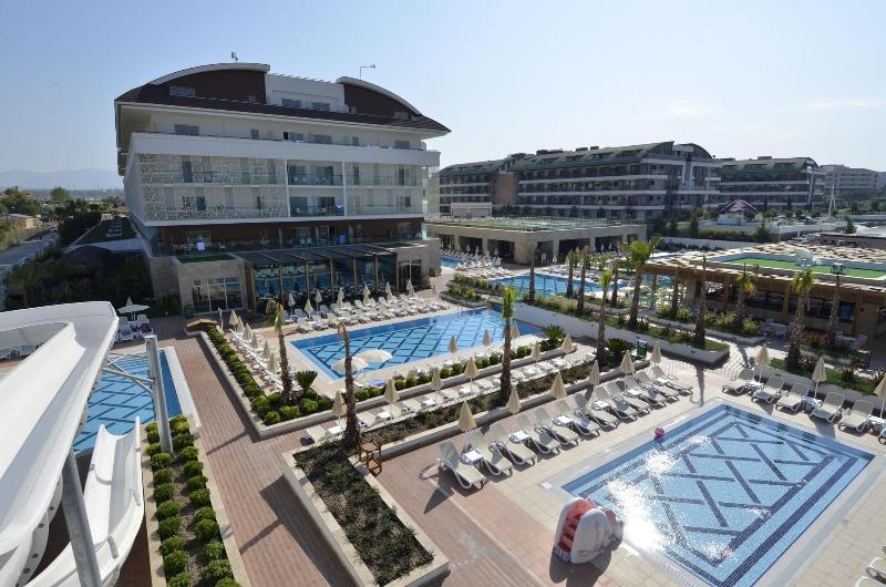 Trendy Hotel Verbena Beach image