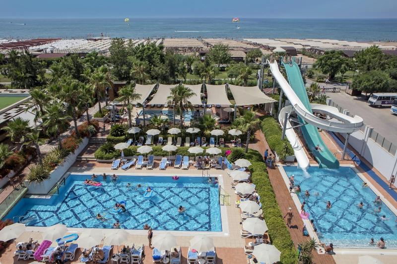 Trendy Hotel Verbena Beach image