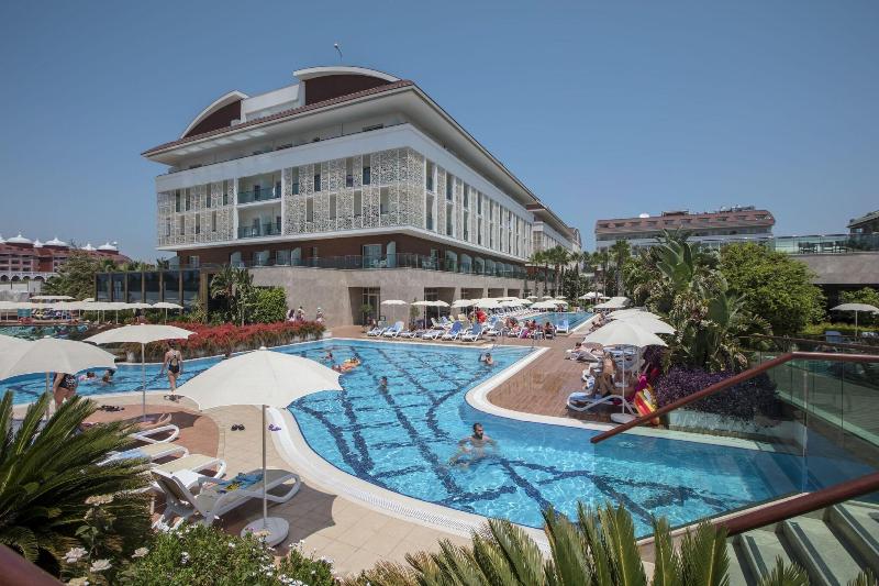 Trendy Hotel Verbena Beach image