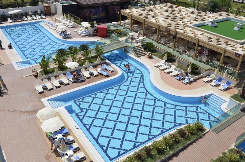 Trendy Hotel Verbena Beach image