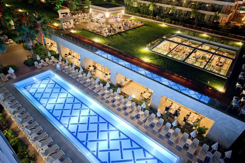 Trendy Hotel Verbena Beach image