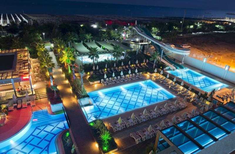 Trendy Hotel Verbena Beach image
