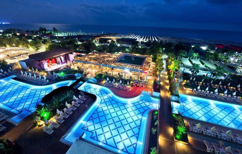 Trendy Hotel Verbena Beach image