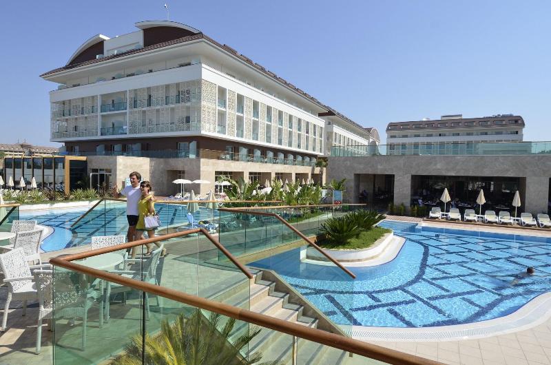 Trendy Hotel Verbena Beach image