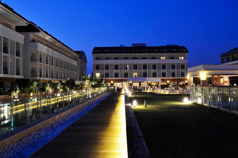 Trendy Hotel Verbena Beach image
