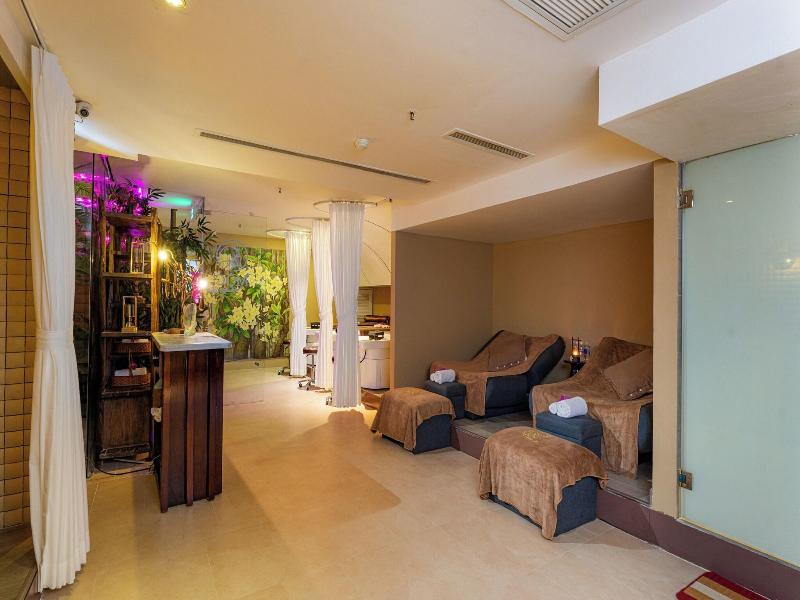 A&Em Phan Boi Chau Hotel image