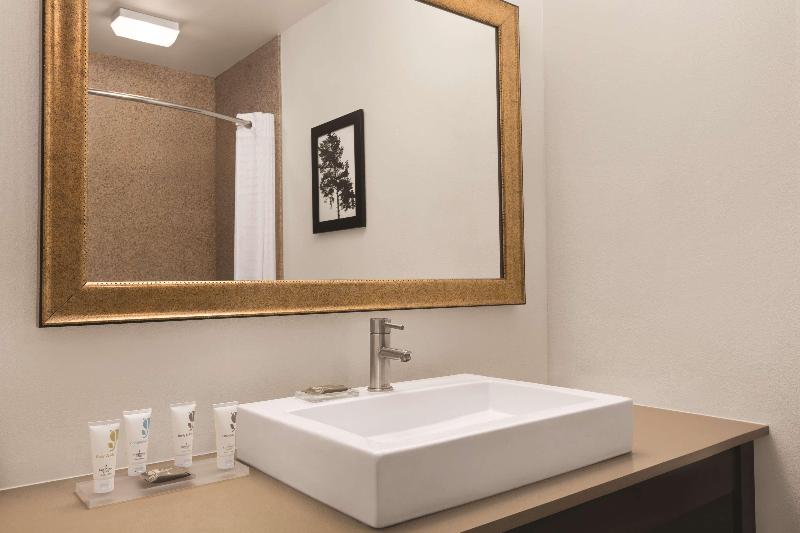 Spark By Hilton Redlands image