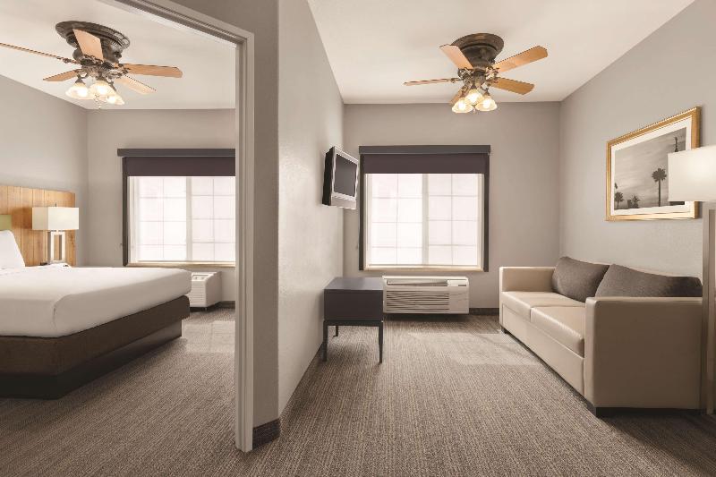 Spark By Hilton Redlands image