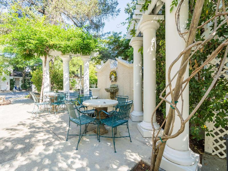 The Bergson BW Signature Collection