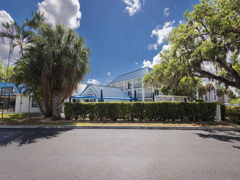 Days Inn By Wyndham Port Charlotte image