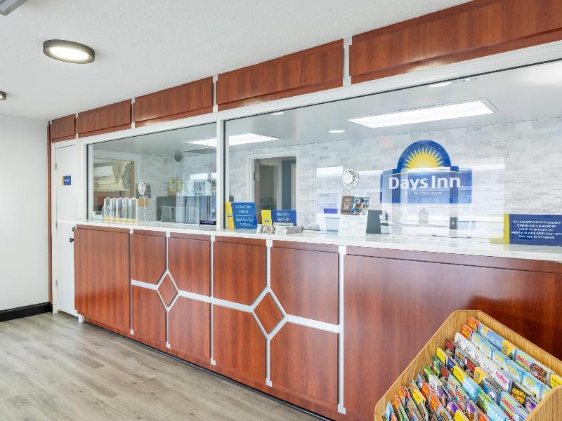 Days Inn By Wyndham Port Charlotte image