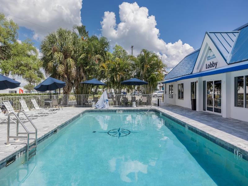 Days Inn By Wyndham Port Charlotte image