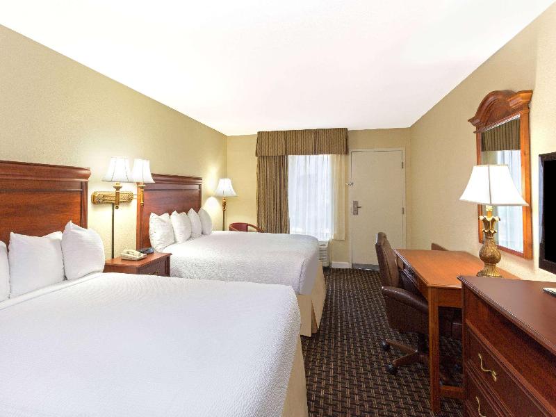 Days Inn By Wyndham Port Charlotte image