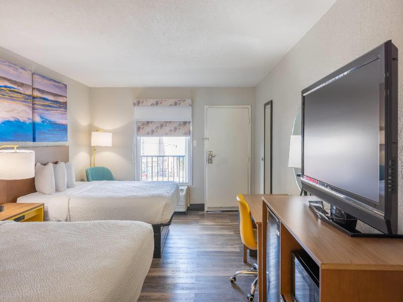 Days Inn By Wyndham Port Charlotte image