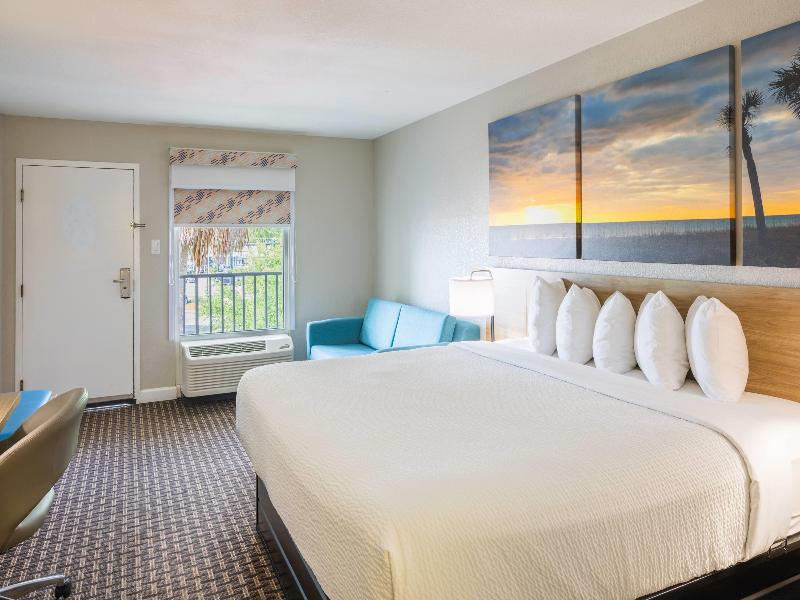 Days Inn By Wyndham Port Charlotte image