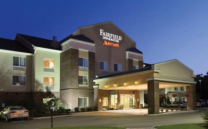 Fairfield Inn & Suites Weirton image