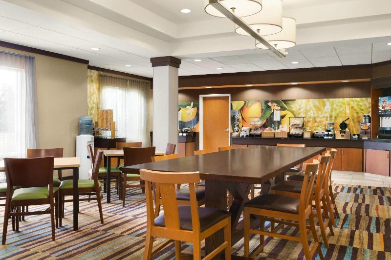 Fairfield Inn & Suites Weirton image