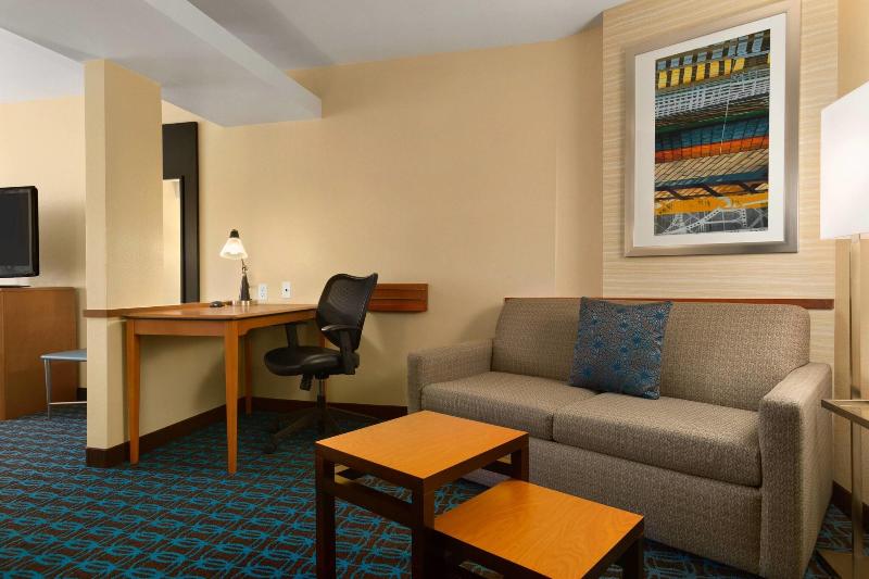 Fairfield Inn & Suites Weirton image