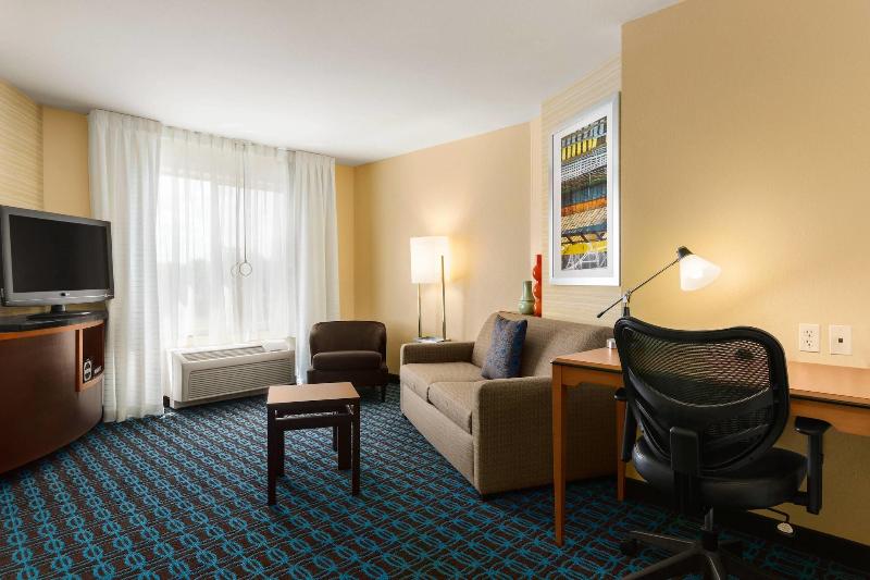 Fairfield Inn & Suites Weirton image