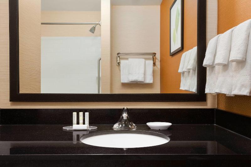 Fairfield Inn & Suites Weirton image