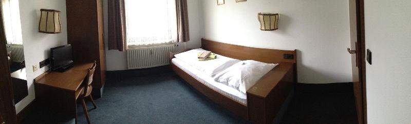 Hotel Goldene Rose image