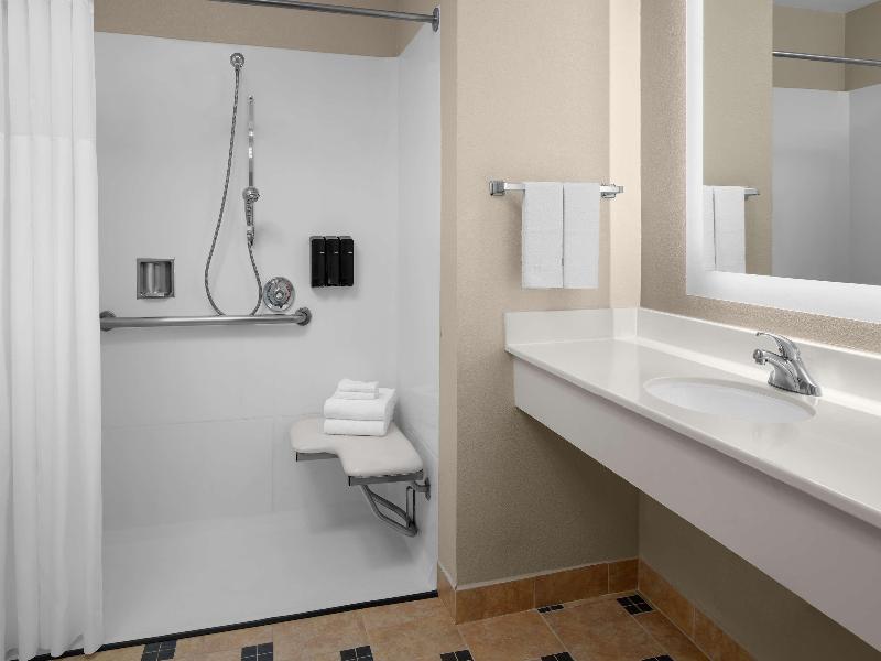 Larkspur Landing Extended Stay Suites Bellevue image