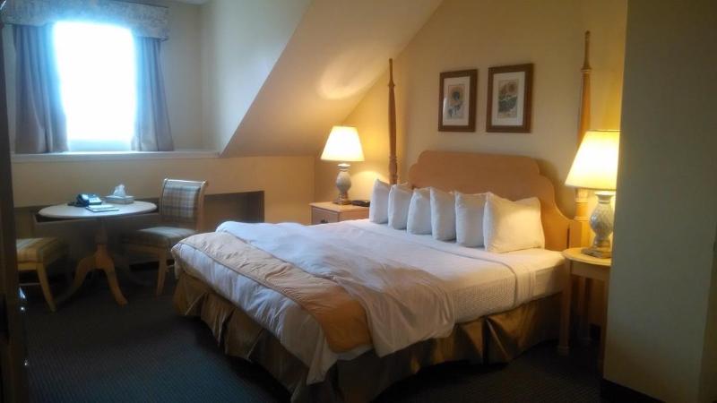 Bristol Harbor Inn image