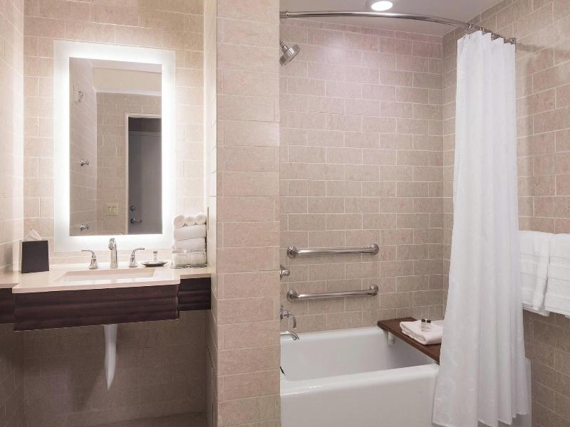 Sheraton Palo Alto image